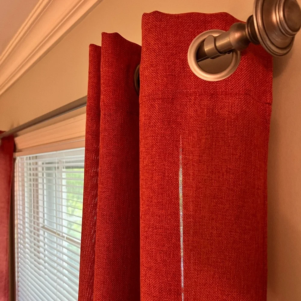 Curtains 2 panels